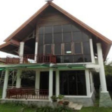 Nasta Inn Трауас Екстериор снимка