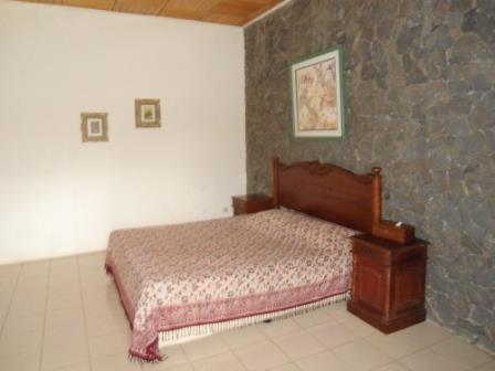 Nasta Inn Трауас Екстериор снимка