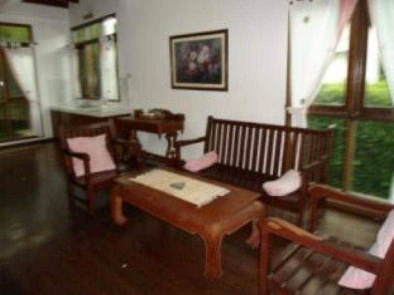 Nasta Inn Трауас Екстериор снимка