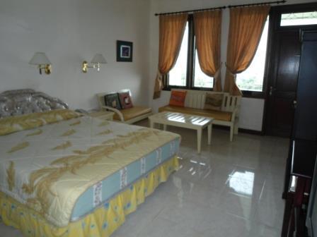 Nasta Inn Трауас Екстериор снимка